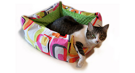 Designer Travel Pet Beds from Sass Muffins