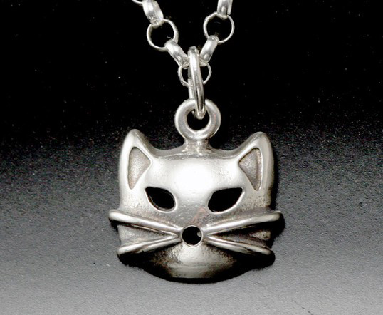 CatNecklace1