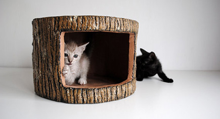 Woodlike Cement Sculptures for Cats