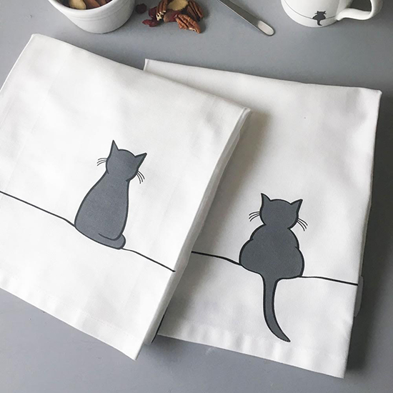 2_sitting-and-crouching-cat-tea-towel-set1