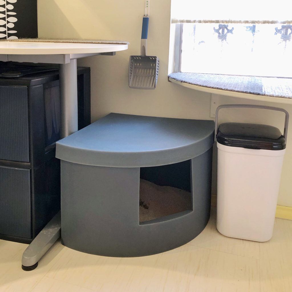 PetFusion Portable Cat Litter Disposal Bin • hauspanther