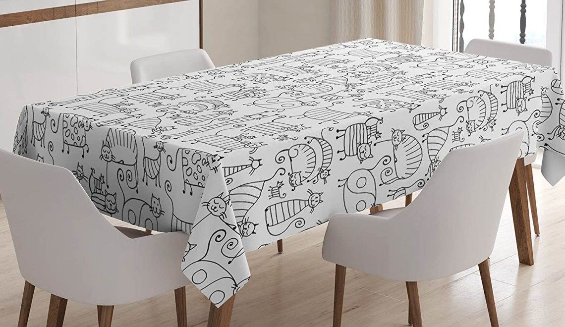 Black & white cat illustration table cloth