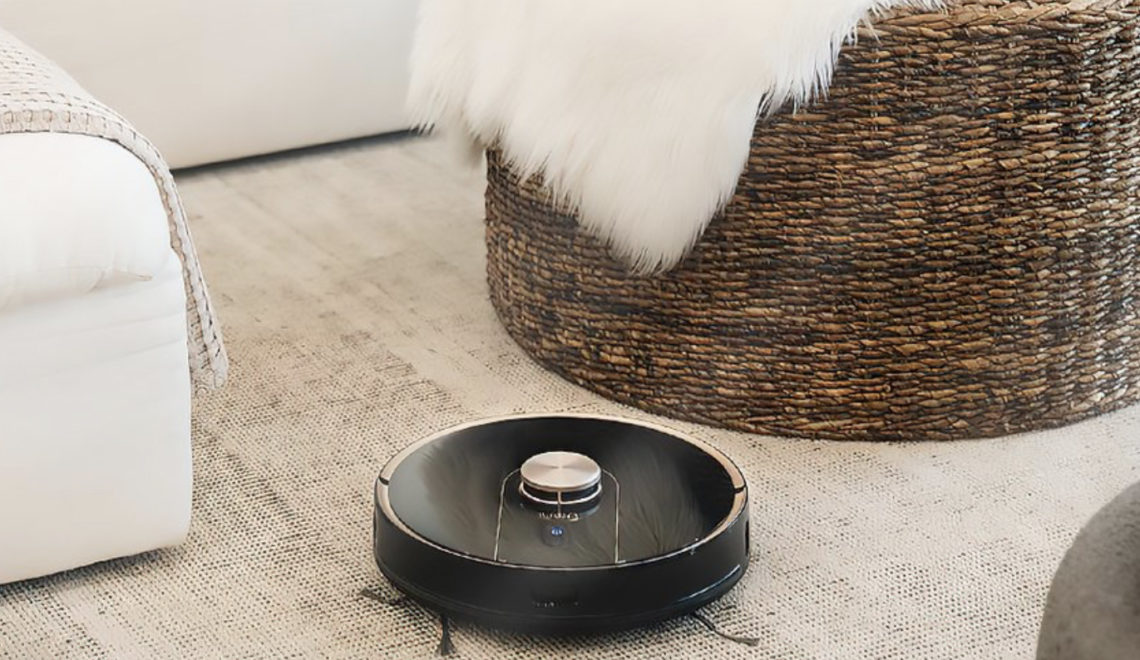 Uoni Robot Vacuum Will Help Keep Things Tidy This Holiday Season