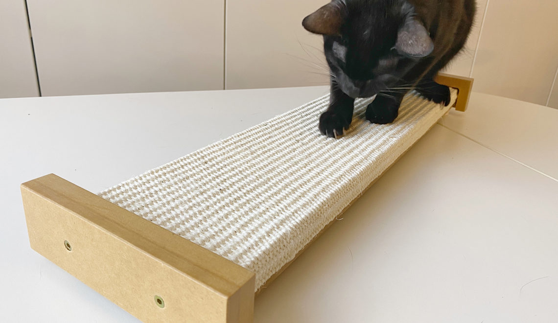 Bootsie’s Combination Scratcher Gives Cats the Perfect Place to Scratch